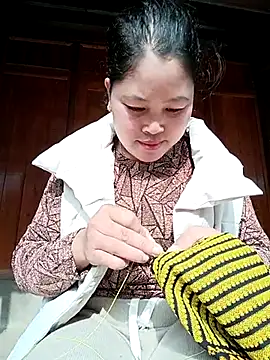 Изображение секс-шоу модели halenka-00