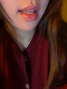 Uyennii02's sex show image