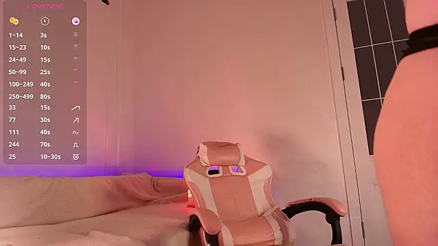 Sexshow-Bild von Aiko_mainee Sexshow-Bild von Aiko_mainee
