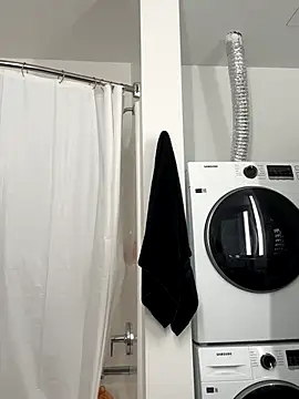 Your_Paris's sex show image