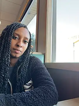 Your_Paris's sex show image