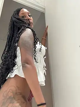 Your_Paris's sex show image