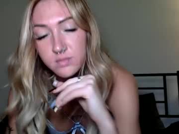 anisummers's sex show image