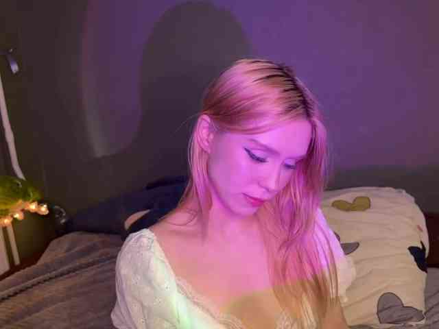 Sexshow-Bild von sexycute18 Sexshow-Bild von sexycute18