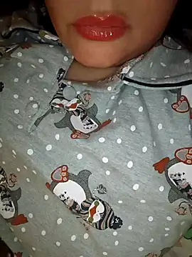 Virginass2000's sex show image