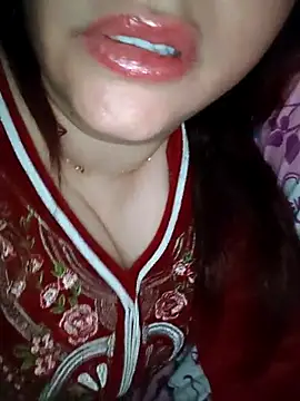 Virginass2000's sex show image