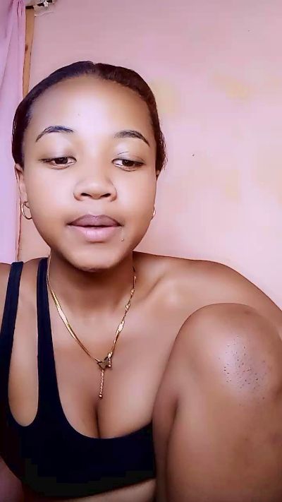 Изображение секс-шоу модели Elysca