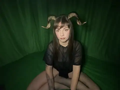 NaughtyFknVeteran's sex show image