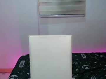 ughliah's sex show image