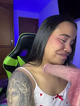 leila_22's sex show image leila_22's sex show image