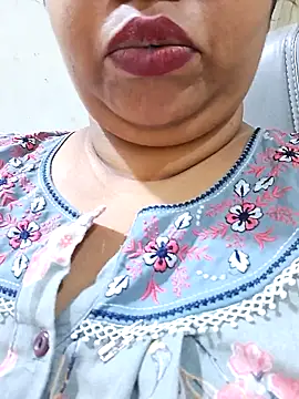 Изображение секс-шоу модели Ravina_patil1