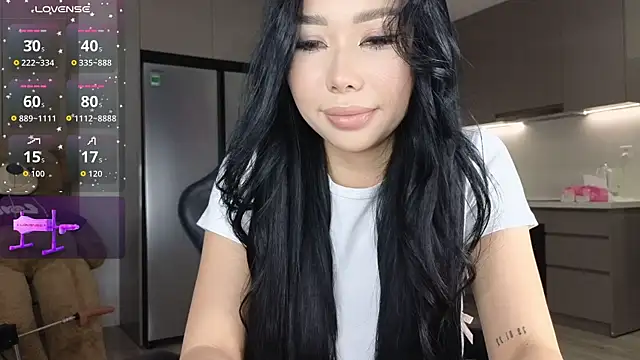 Изображение секс-шоу модели asianqueeny Изображение секс-шоу модели asianqueeny