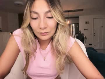 Изображение секс-шоу модели emyconneer