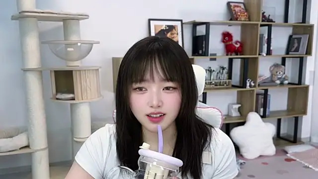 Изображение секс-шоу модели SakuraCat6