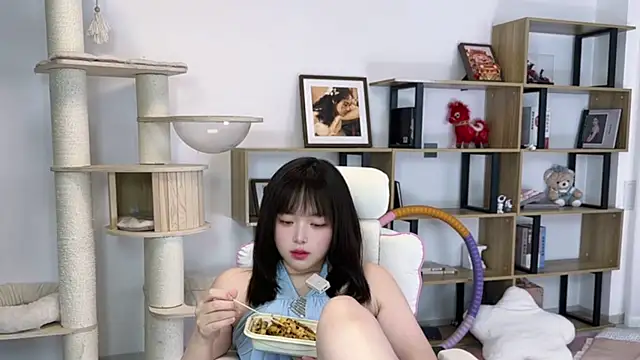 Изображение секс-шоу модели SakuraCat6