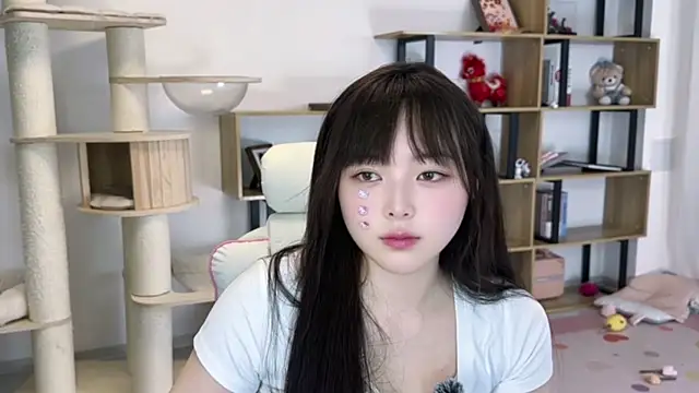 Изображение секс-шоу модели SakuraCat6 Изображение секс-шоу модели SakuraCat6