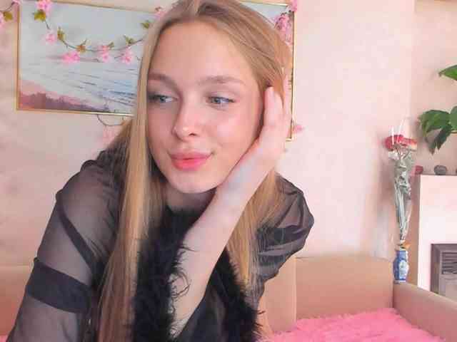 CrimsonAura's sex show image CrimsonAura's sex show image