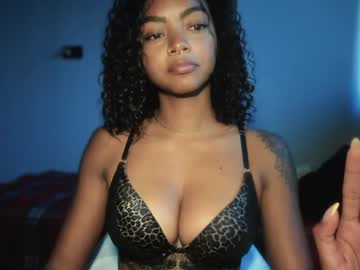 Sexshow-Bild von lexy_squirt_queen Sexshow-Bild von lexy_squirt_queen