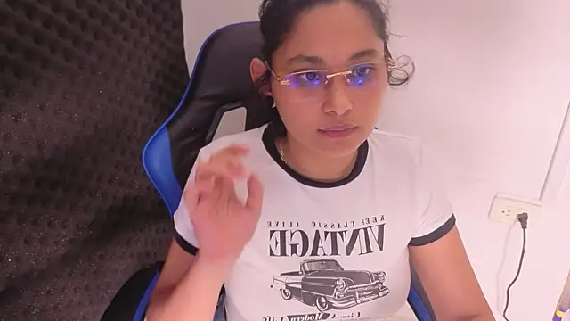 Cuteprincess21's sex show image