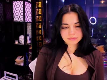 Изображение секс-шоу модели alma_pearl Изображение секс-шоу модели alma_pearl