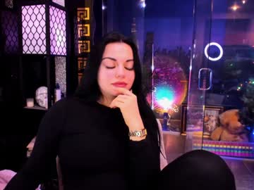 Изображение секс-шоу модели alma_pearl Изображение секс-шоу модели alma_pearl