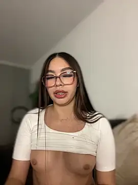 Karina16_pink's sex show image