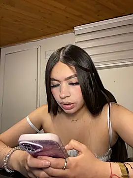 Karina16_pink's sex show image
