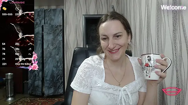 Изображение секс-шоу модели Yevgeshka-Milashka Изображение секс-шоу модели Yevgeshka-Milashka