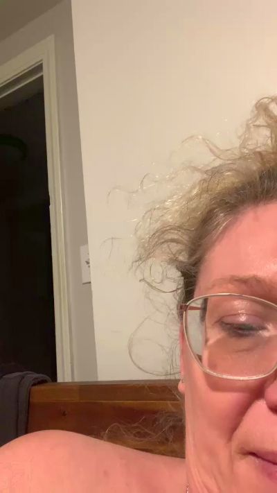 SexDreamer50's sex show image SexDreamer50's sex show image