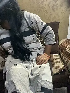 Изображение секс-шоу модели Meera_xxx