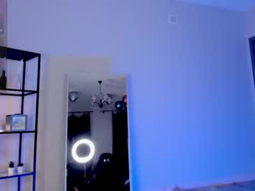 Изображение секс-шоу модели elfiecollins Изображение секс-шоу модели elfiecollins