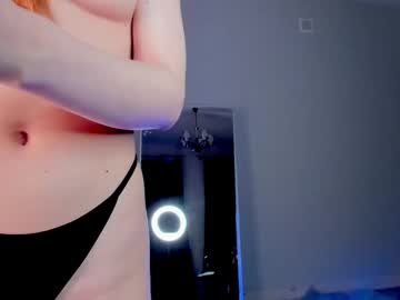 Изображение секс-шоу модели elfiecollins Изображение секс-шоу модели elfiecollins