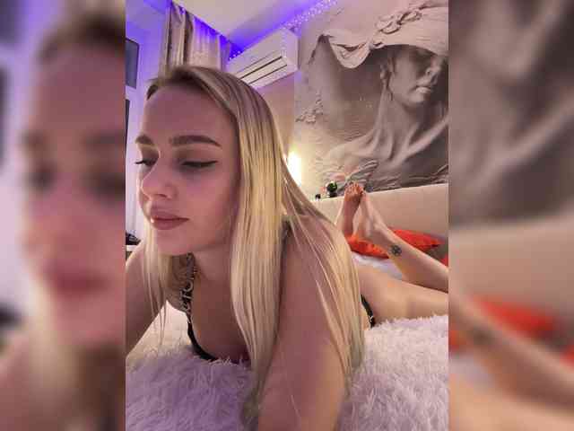 PrettyKatea's sex show image