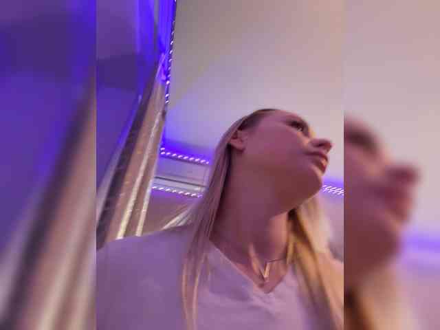 Изображение секс-шоу модели PrettyKatea