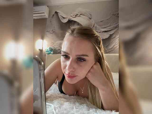 PrettyKatea's sex show image PrettyKatea's sex show image