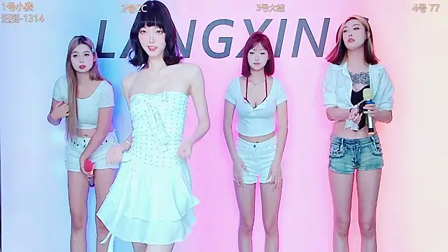 Sexshow-Bild von Emeralds_Girls Sexshow-Bild von Emeralds_Girls