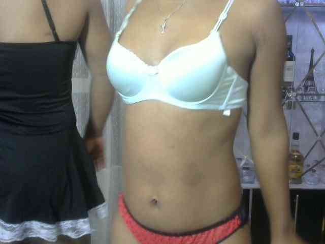 Twinsexgirl's sex show image Twinsexgirl's sex show image