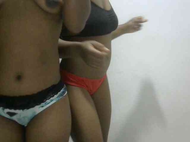 Twinsexgirl's sex show image Twinsexgirl's sex show image