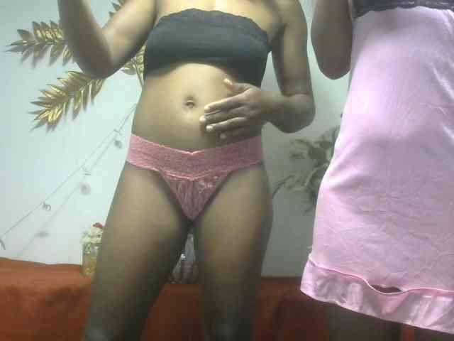 Twinsexgirl's sex show image Twinsexgirl's sex show image