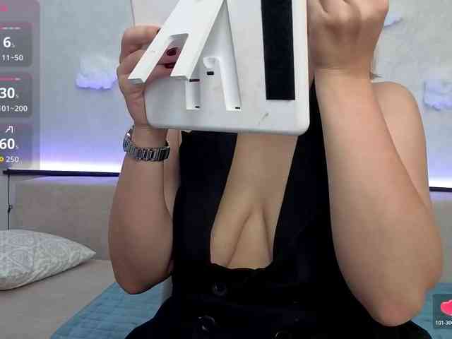 Изображение секс-шоу модели Danielea Изображение секс-шоу модели Danielea