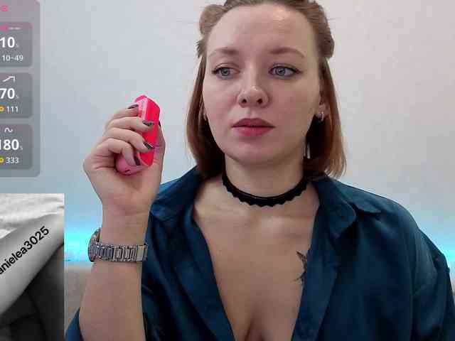 Изображение секс-шоу модели Danielea Изображение секс-шоу модели Danielea