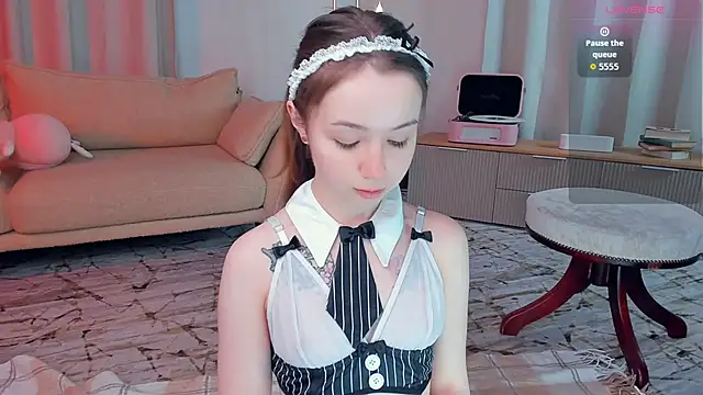 Изображение секс-шоу модели DominikaElis