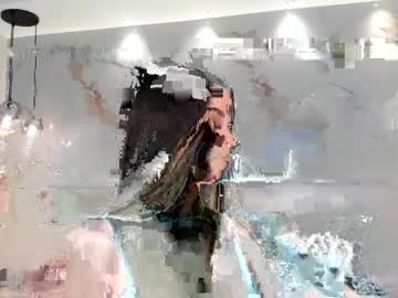 solavelar's sex show image