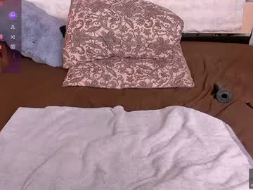 _b_a_n_s_h_e_e_'s sex show image