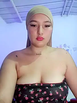 Celeste_camila18's sex show image
