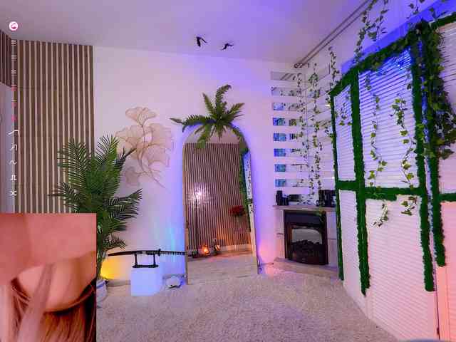 BlushMikki's sex show image