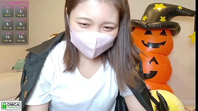 Изображение секс-шоу модели SUZU_ Изображение секс-шоу модели SUZU_