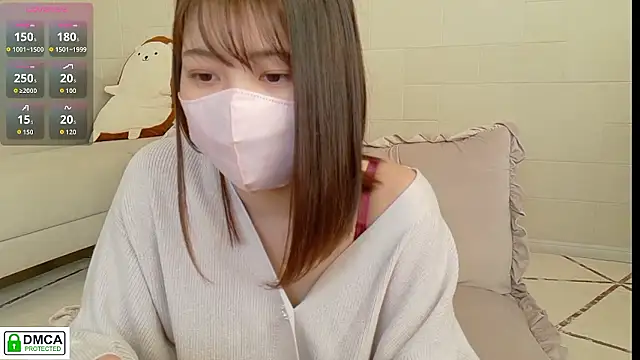 Изображение секс-шоу модели SUZU_ Изображение секс-шоу модели SUZU_