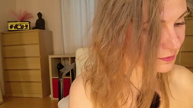 ilucyme's sex show image