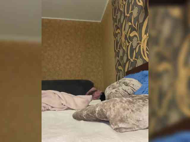 Изображение секс-шоу модели LouiseJenkin